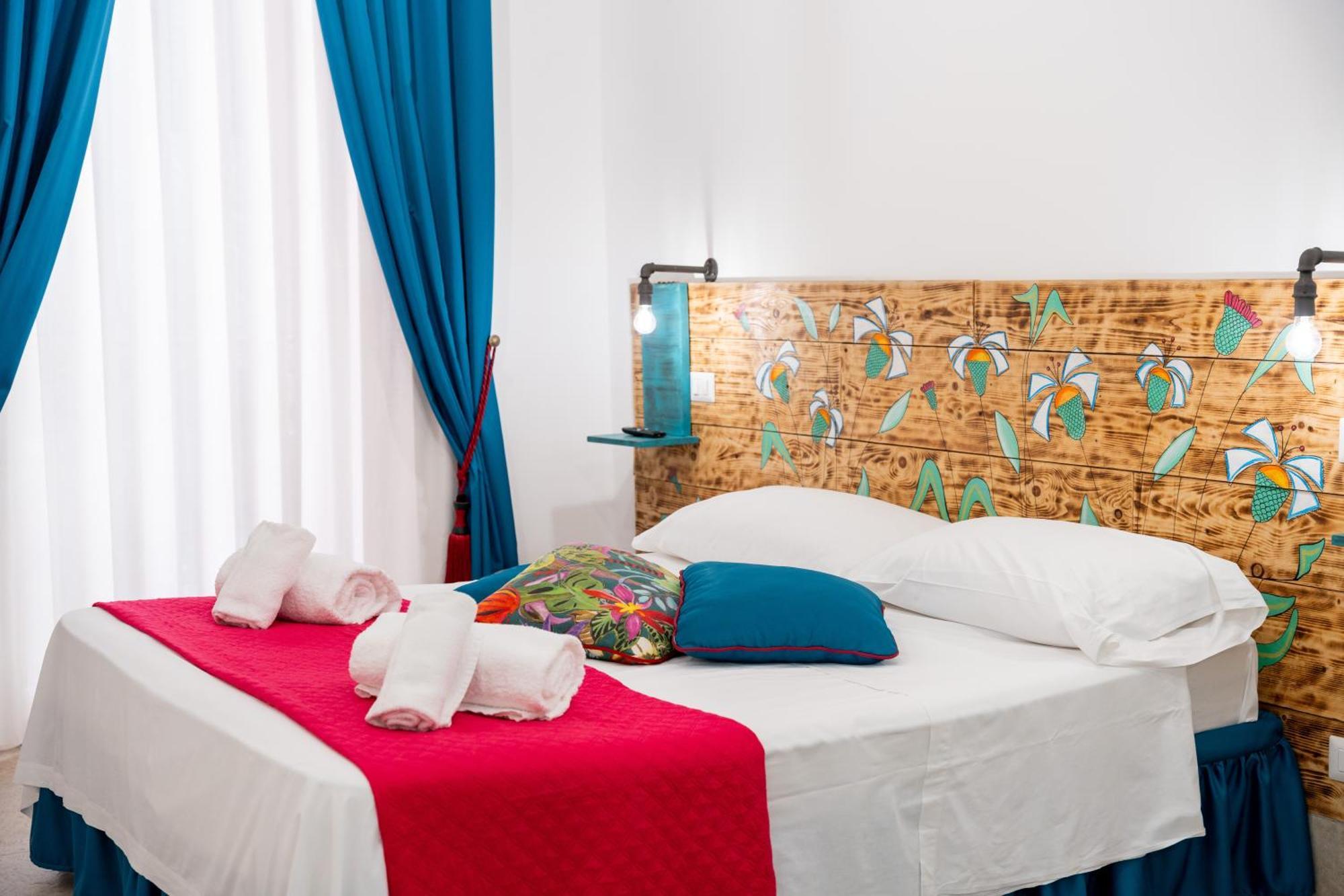 Palazzo Nicolaus Del Borgo Antico Bed & Breakfast Bari Ngoại thất bức ảnh