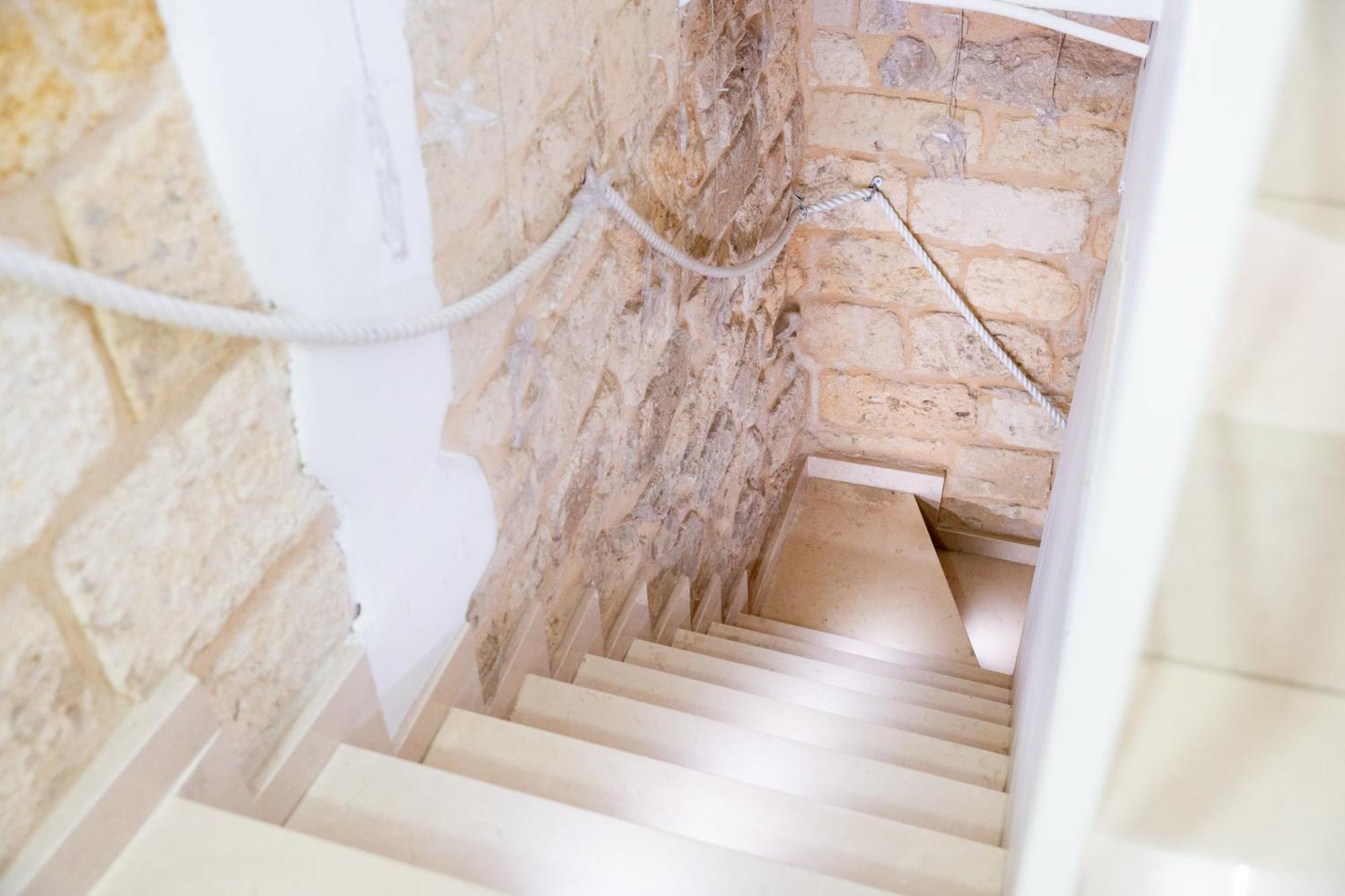 Palazzo Nicolaus Del Borgo Antico Bed & Breakfast Bari Ngoại thất bức ảnh