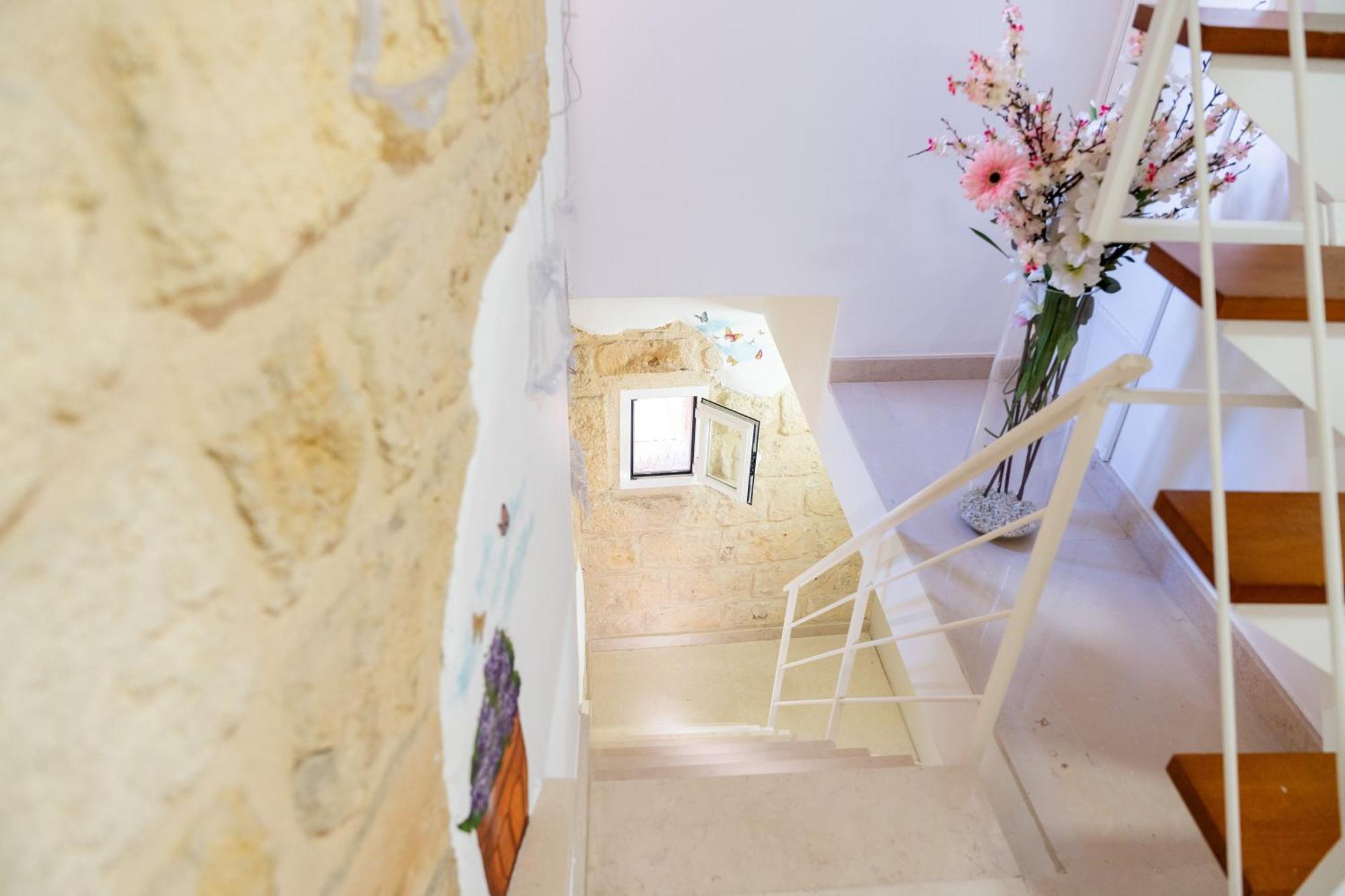 Palazzo Nicolaus Del Borgo Antico Bed & Breakfast Bari Ngoại thất bức ảnh